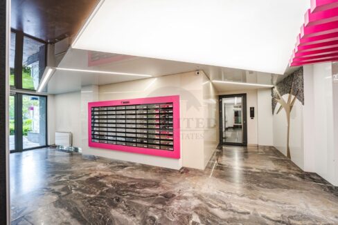 3ea657e8-9266-4d80-ba57-b4440066abd4.jpg