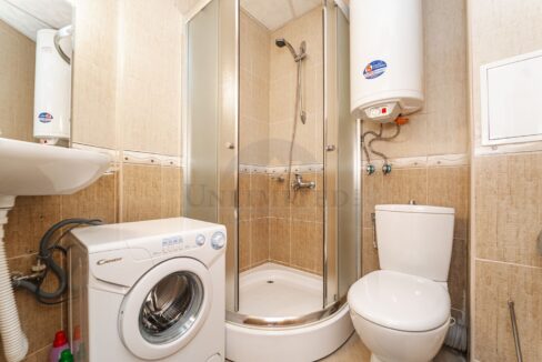 41aa5ebd-9133-4c39-8200-b32d01467bb8.jpg