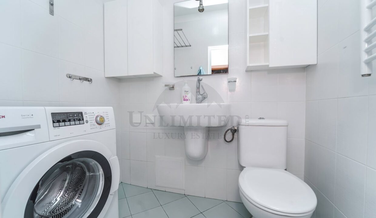 6b9faabf-952b-49cc-8bbb-b45a009844e6.jpg