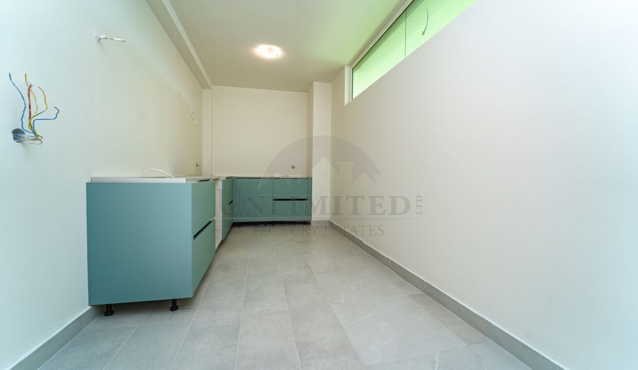 7ed7edc6-c0be-485d-93e9-b398007b131a.jpg