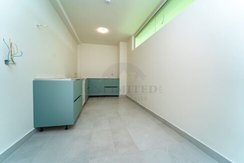 7ed7edc6-c0be-485d-93e9-b398007b131a.jpg