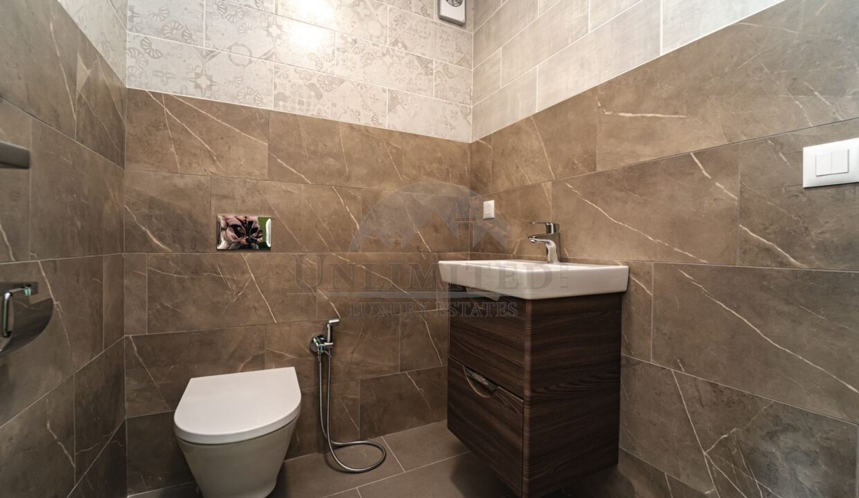 805cb4f9-3008-479e-9810-b398007b1987.jpg
