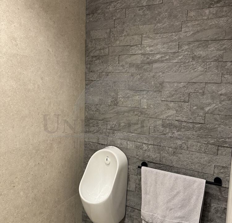 90913e82-96c1-4ff2-ab81-b2970086ee89.jpg