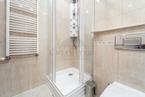 ab4730cb-0f93-4f74-9229-b46c013ab485.jpg
