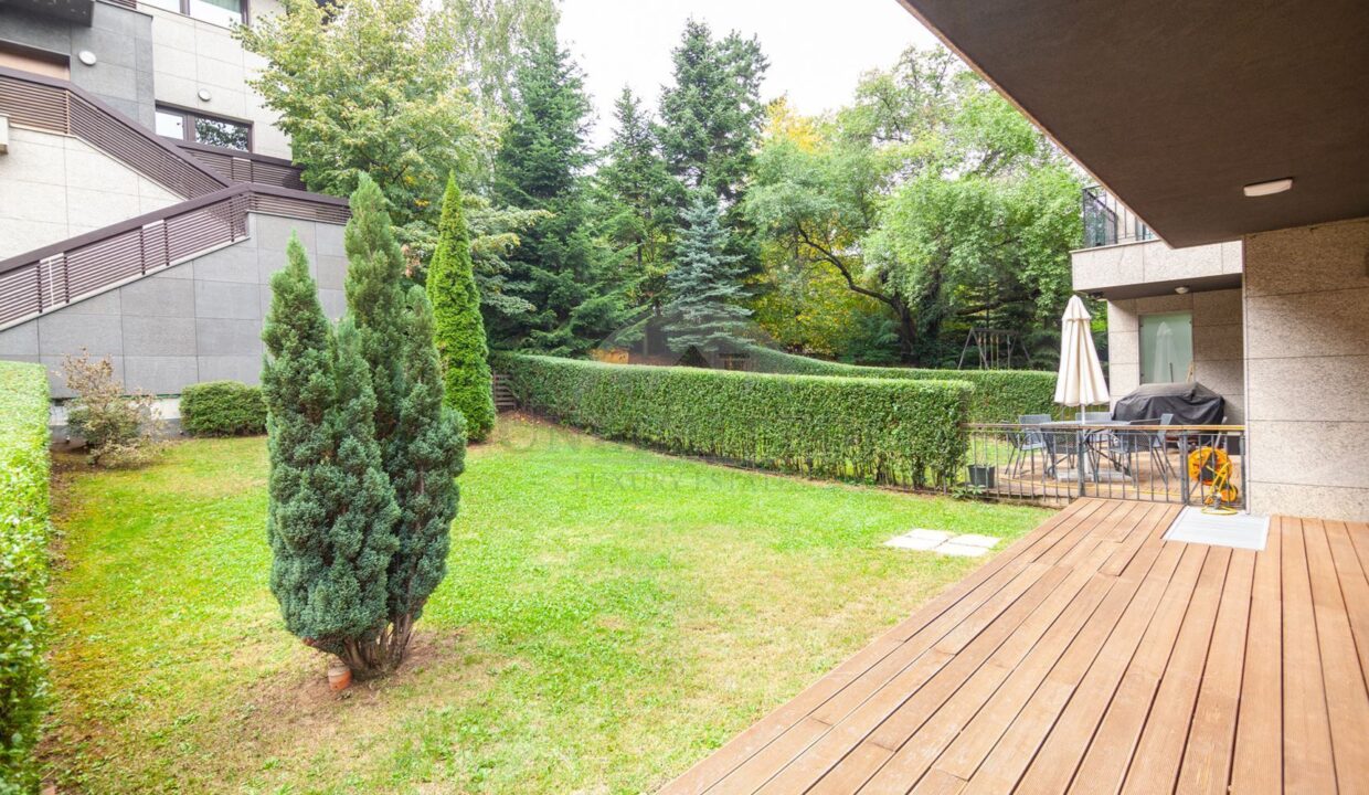 ad5aae72-9d8b-4070-987a-b1ec01547565.jpg