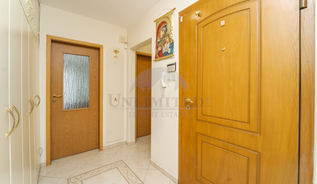 be662de9-6849-49bd-afbc-b39100b59c12.jpg