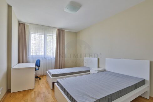db843833-20cc-41b8-b0f8-b44800689eaa.jpg