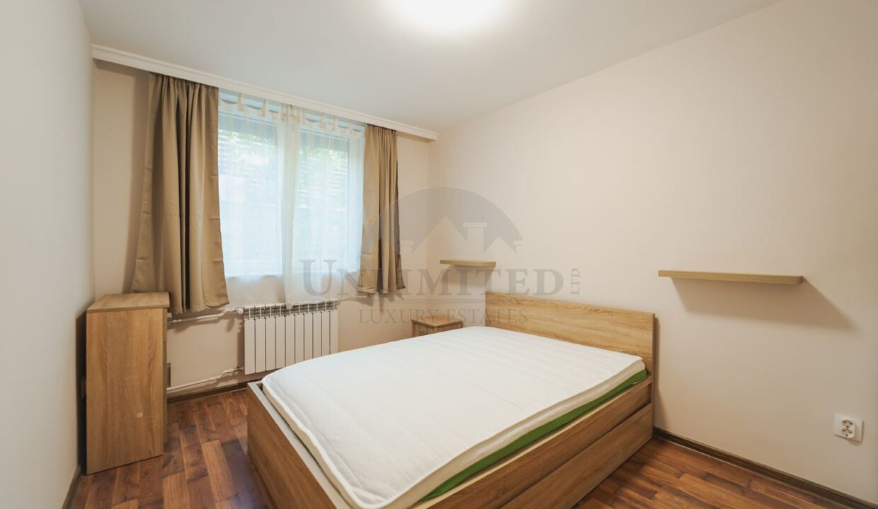 ecdc9e4d-96a1-481a-95e2-b309011f5378.jpg