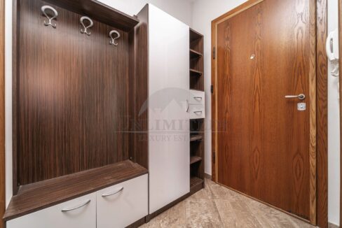 f1035eac-c214-4970-afd5-b46c013ac2ff.jpg