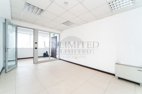 6dfdd97d-2e82-4fb7-b301-b3ee0095b83b.jpg