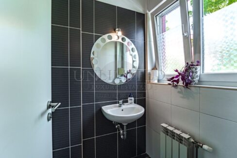 08ec2ad9-3439-4947-a128-b4c100745a4e.jpg.jpeg