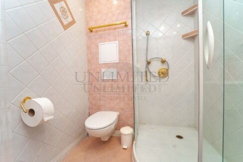 c82ada2f-8129-40c2-a49d-b39100b67375.jpg